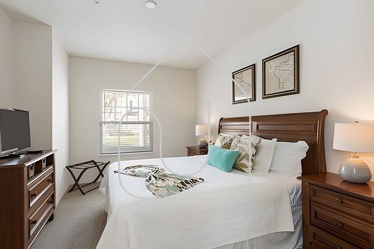 Disney 3BR Townhome w/ Pool & Mickey Theme