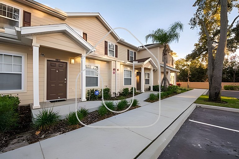Disney 3BR Townhome w/ Pool & Mickey Theme