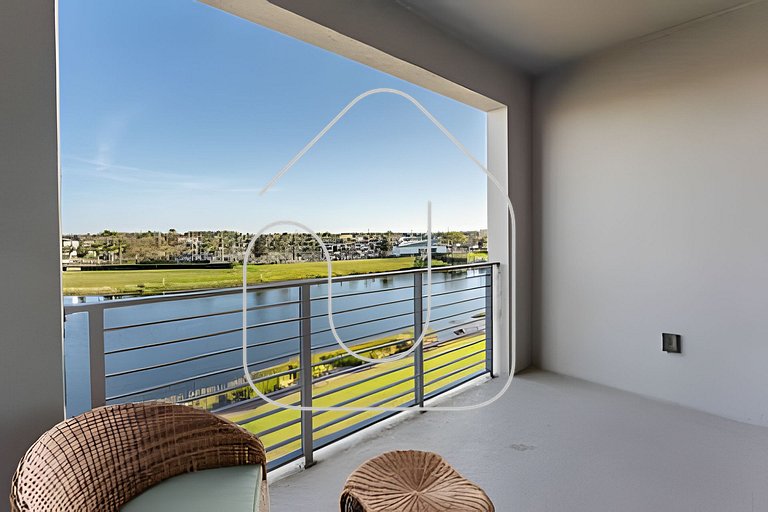 Storey Lake 2BR Condo — Lake & Clubhouse View