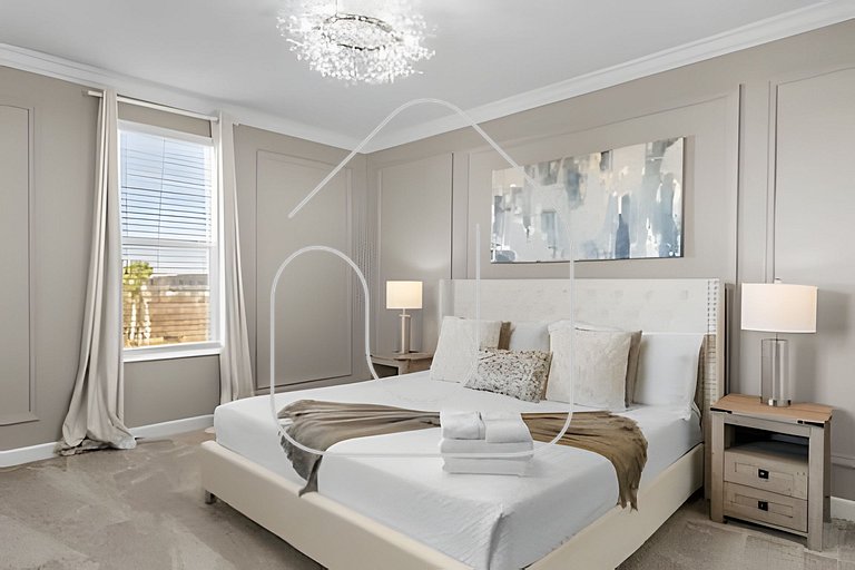 5BR Villa w/ Pool, Game Room + Themes Near Disney