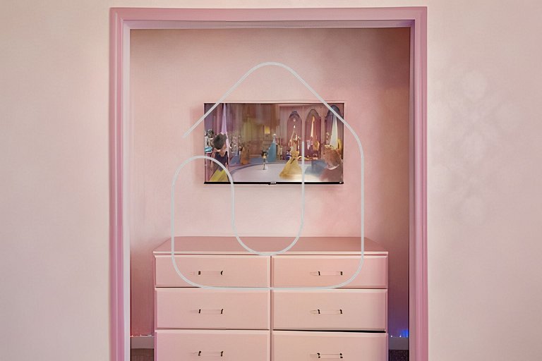 5BR Villa w/ Pool, Game Room + Themes Near Disney