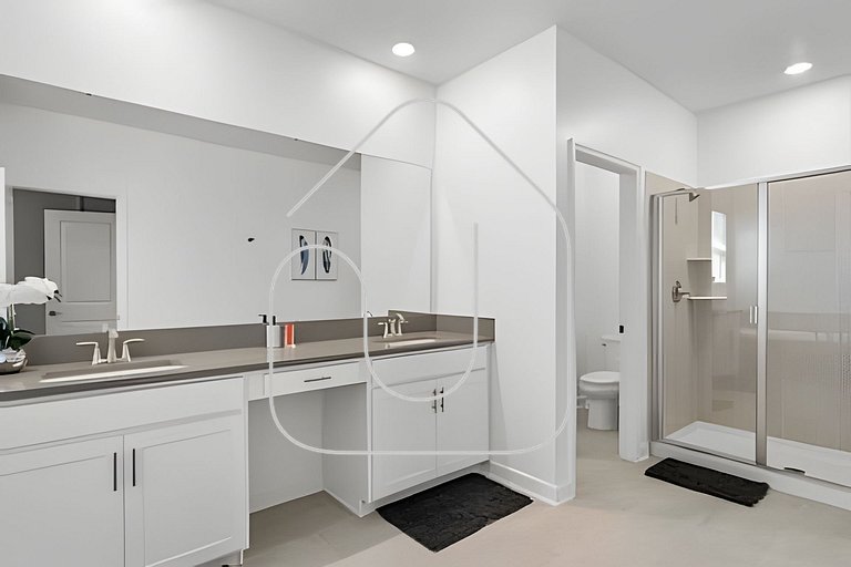 5BR Villa w/ Pool, Game Room + Themes Near Disney