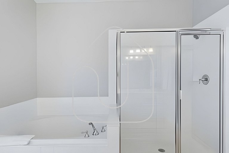 Vista Cay 4BR Condo w/ Balcony & Foosball Fun