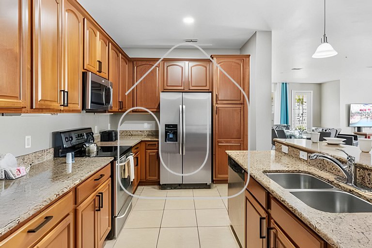 Vista Cay 4BR Condo w/ Balcony & Foosball Fun