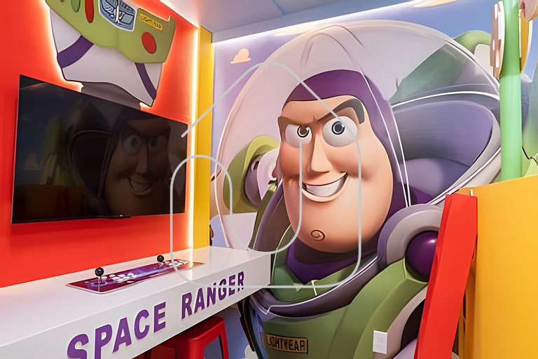 7‑Bed Villa with Private Pool – Solara Resort