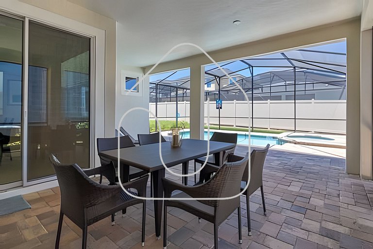 Modern 6BR Villa w/ Pool & Resort Access