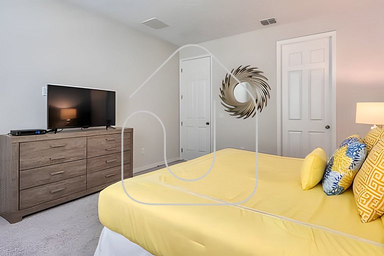 Modern 6BR Villa w/ Pool & Resort Access