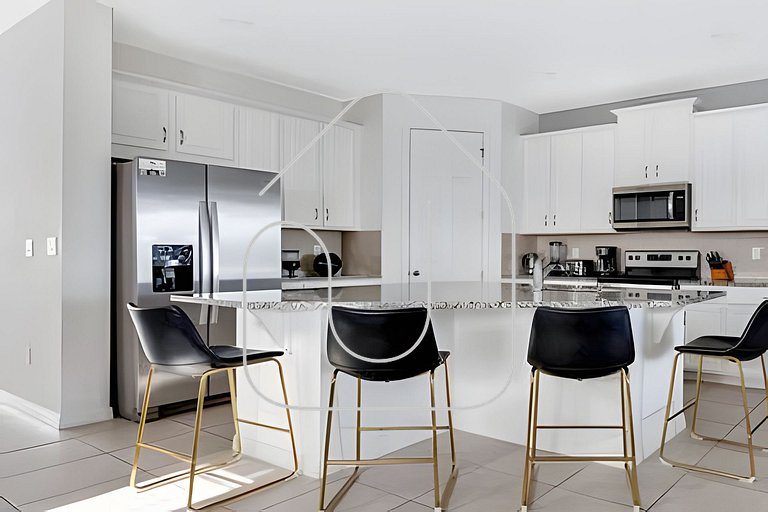 Luxury 7BR Villa w/ Pool & Game Room