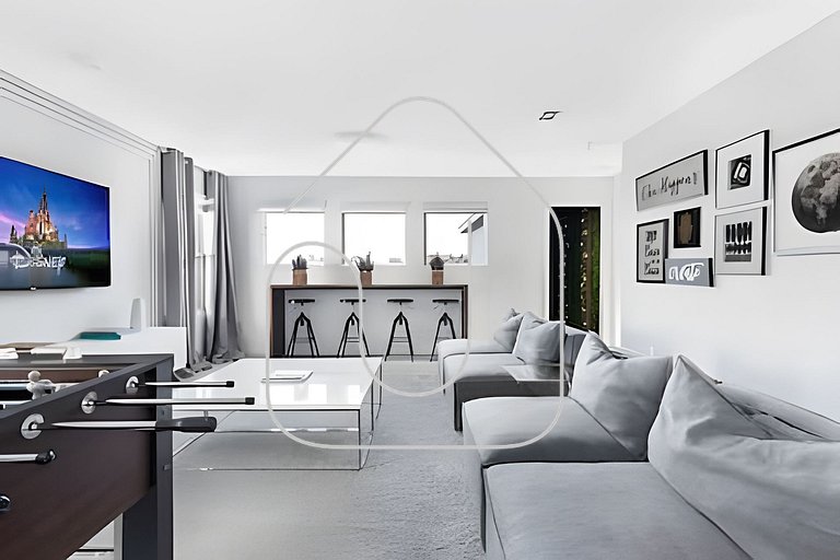 Casa Luxo 7Q c/ Piscina e Game Room