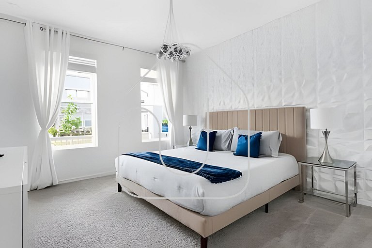 Luxury 7BR Villa w/ Pool & Game Room