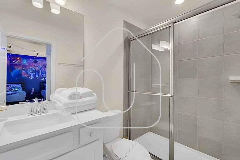 Luxury 10BR Resort Home w/ Pool & Movie Theater