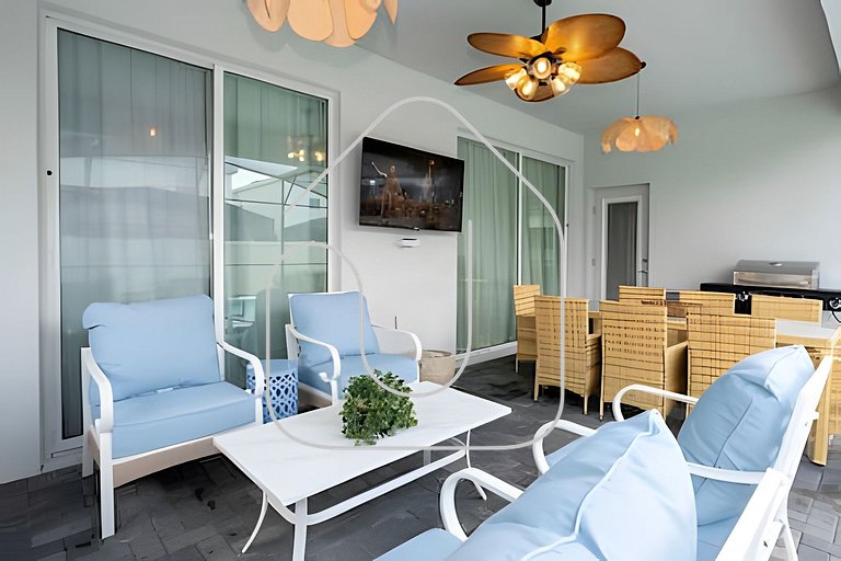 Casa 5Q Windsor Island c/ Piscina & Game Room