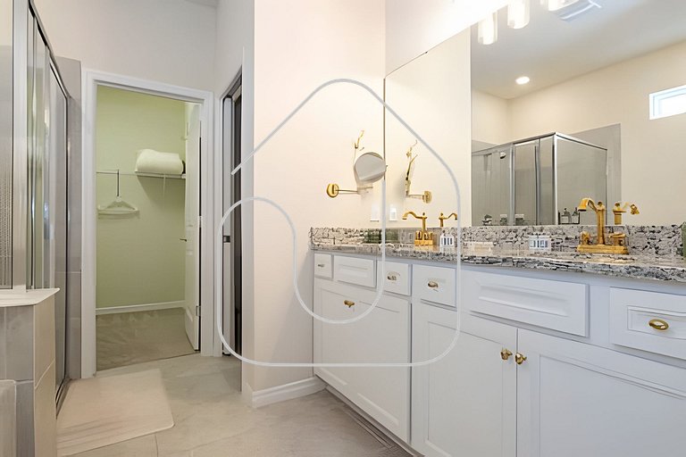 Windsor Island 5BR Villa w/ Pool & Game Room