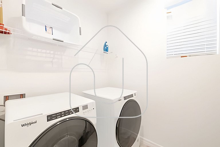 Elegant 7BR Villa w/ Pool & Resort Access