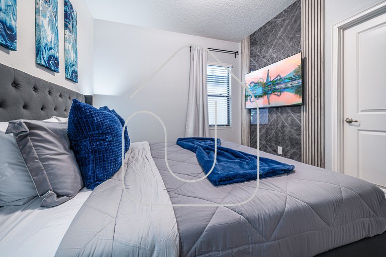 Luxury 8BR Villa w/ Cinema, Game Room, Pool