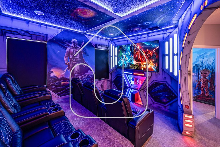 Mansão 8Q Disney c/ Cinema, Game Room, Piscina