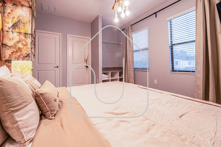 Luxury 8BR Villa w/ Cinema, Game Room, Pool