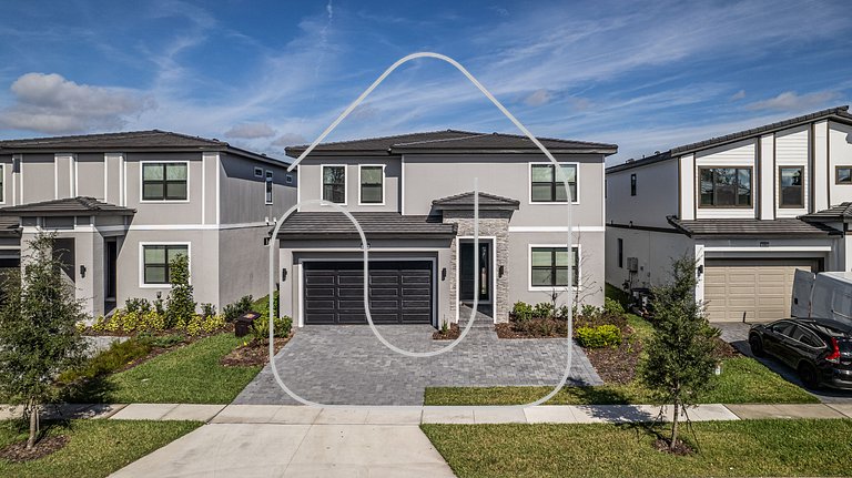 Luxury 8BR Villa w/ Cinema, Game Room, Pool