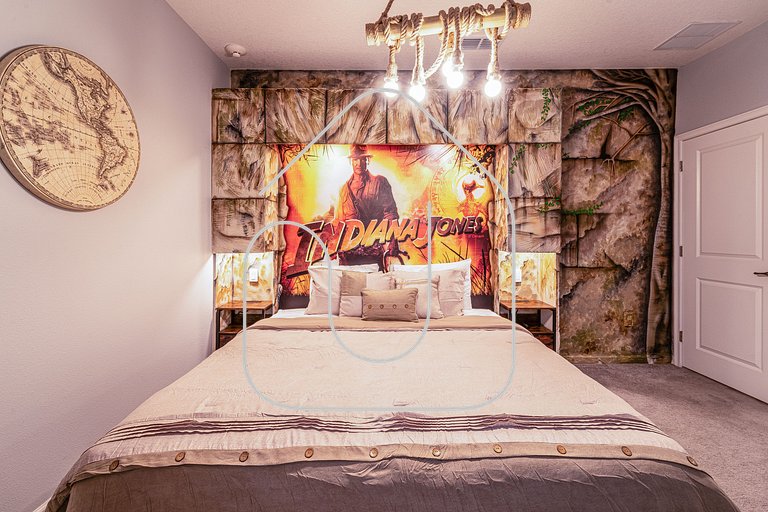 Luxury 8BR Villa w/ Cinema, Game Room, Pool