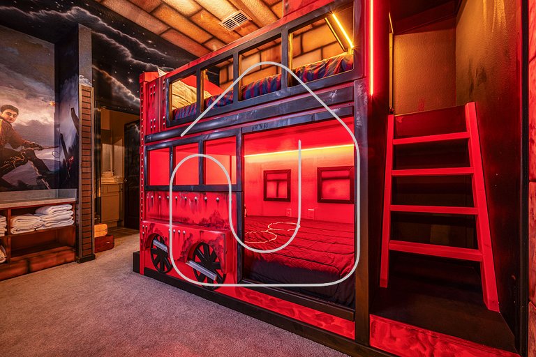 Mansão 8Q Disney c/ Cinema, Game Room, Piscina