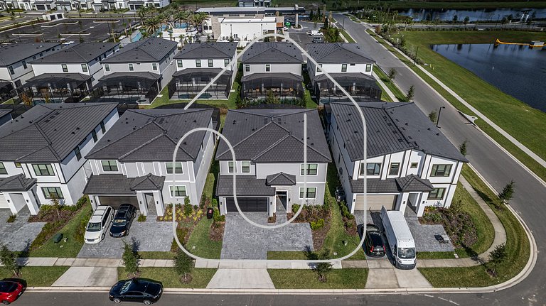 Luxury 8BR Villa w/ Cinema, Game Room, Pool