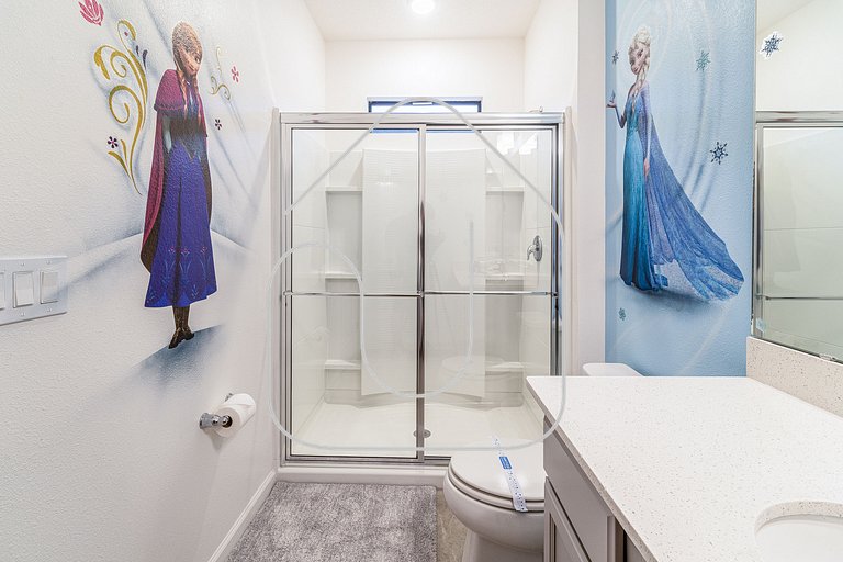 Luxury 8BR Villa w/ Cinema, Game Room, Pool