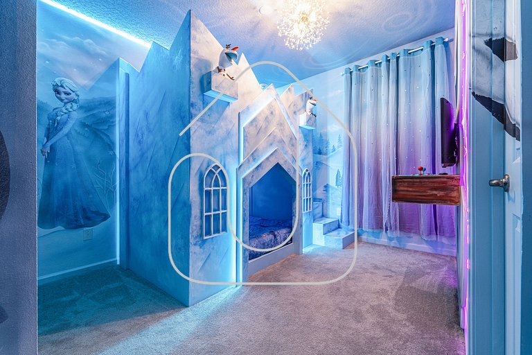 Mansão 8Q Disney c/ Cinema, Game Room, Piscina