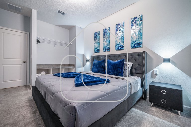 Luxury 8BR Villa w/ Cinema, Game Room, Pool