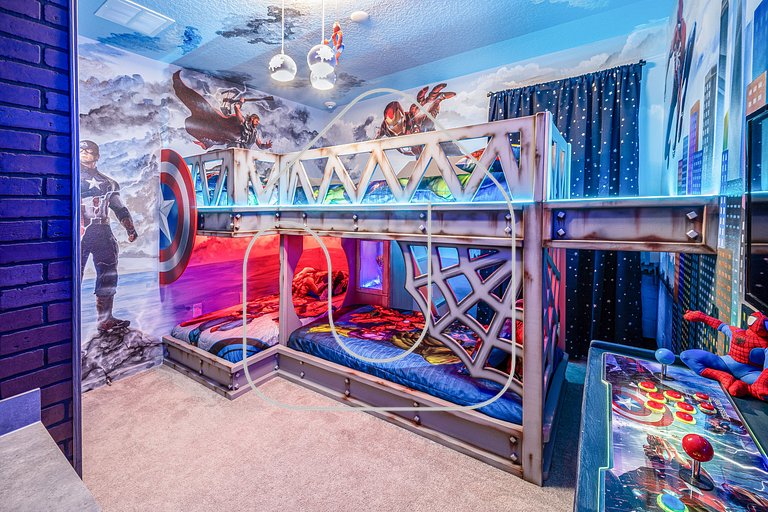 Luxury 8BR Villa w/ Cinema, Game Room, Pool