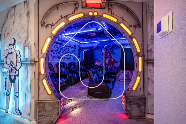 Luxury 8BR Villa w/ Cinema, Game Room, Pool