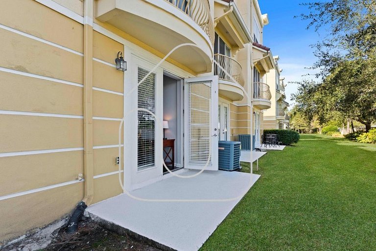 Spacious 3BR Townhome at Vista Cay Resort