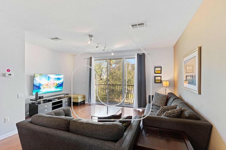 Spacious 3BR Townhome at Vista Cay Resort