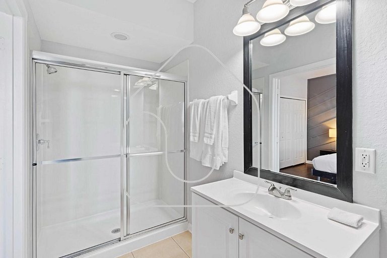 Spacious 3BR Townhome at Vista Cay Resort