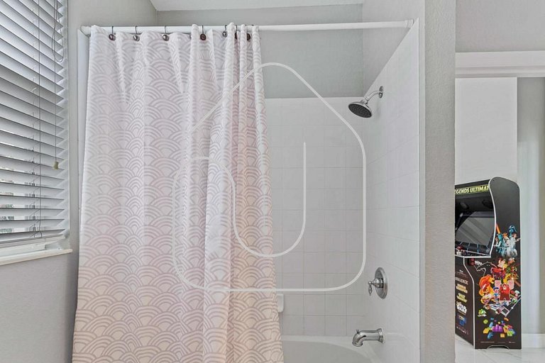 Condo 3Q Vista Cay c/ Varanda e Piscina Resort