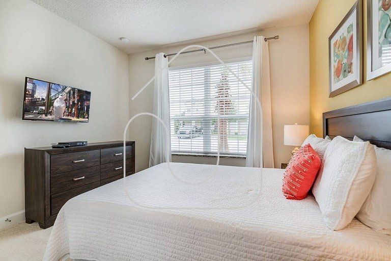 Serenity 3BR Villa w/ Pool – Near Disney