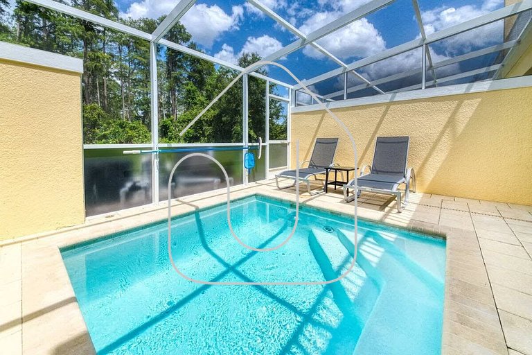 Serenity 3BR Villa w/ Pool – Near Disney
