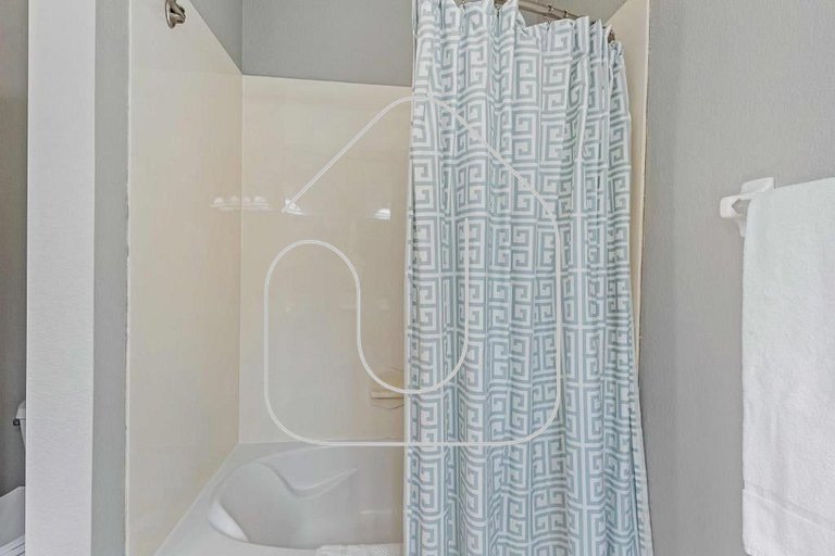 Modern 3BR Vista Cay Townhome