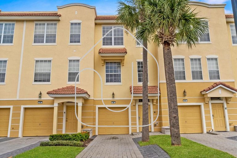 Vista Cay 3BR Condo near Universal