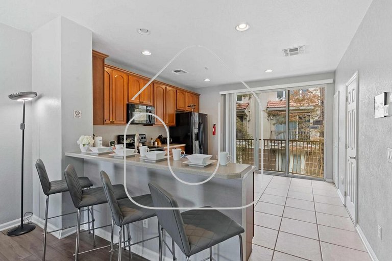 Vista Cay 3BR Condo near Universal