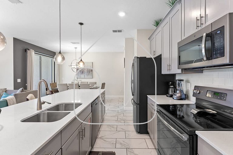 Disney 4BR Townhome w/ Pool Storey Lake