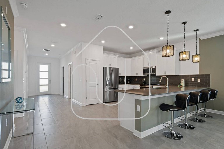 9BR Resort Villa w/ Pool - 7mi to Disney