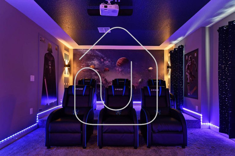 9BR Resort Villa w/ Pool - 7mi to Disney