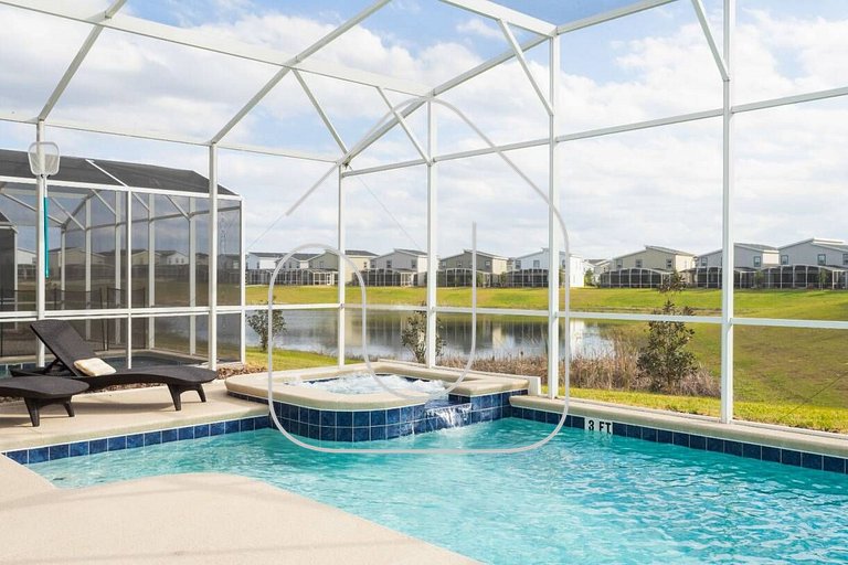 6BR Villa w/ Pool, Spa & Resort — Close to Disney
