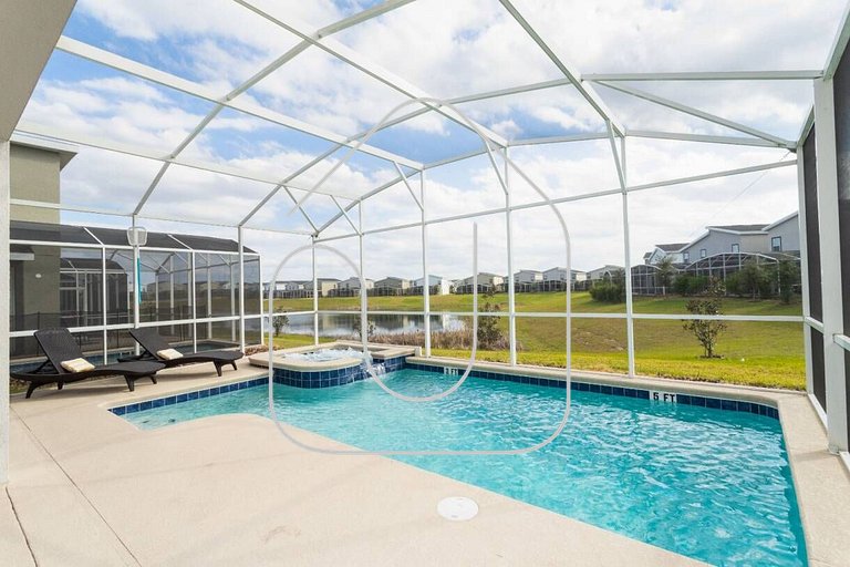6BR Villa w/ Pool, Spa & Resort — Close to Disney