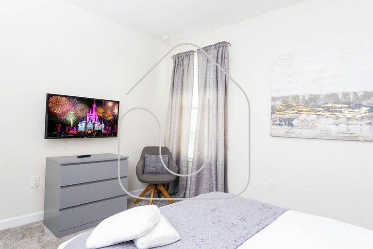 6BR Villa w/ Pool, Spa & Resort — Close to Disney