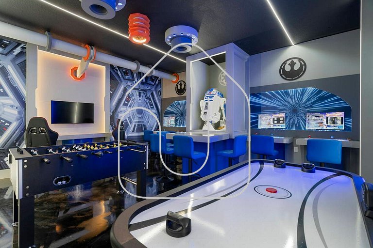 Casa 8Q no Windsor Westside c/ Piscina Privativa