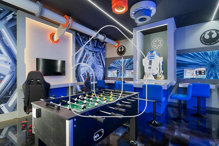 8BR Windsor Westside Home w/ Private Pool