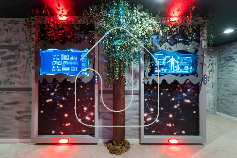 8BR Windsor Westside Home w/ Private Pool