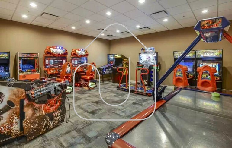 8BR Windsor Westside Home w/ Private Pool