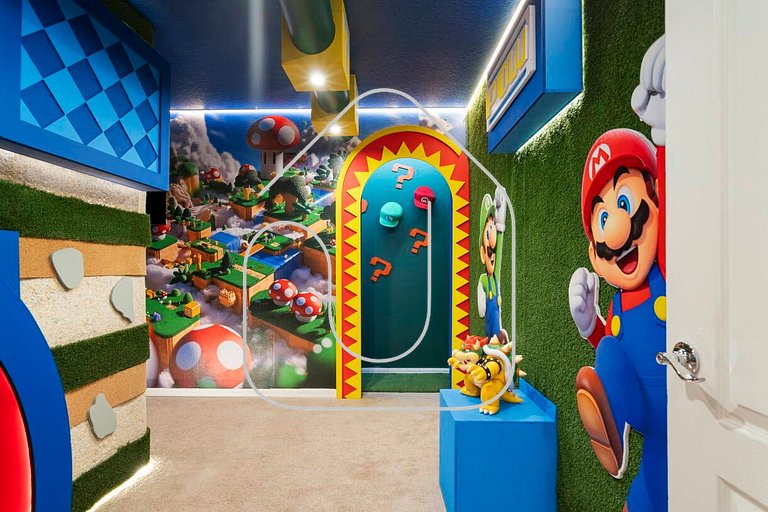 8BR Windsor Westside Home w/ Private Pool